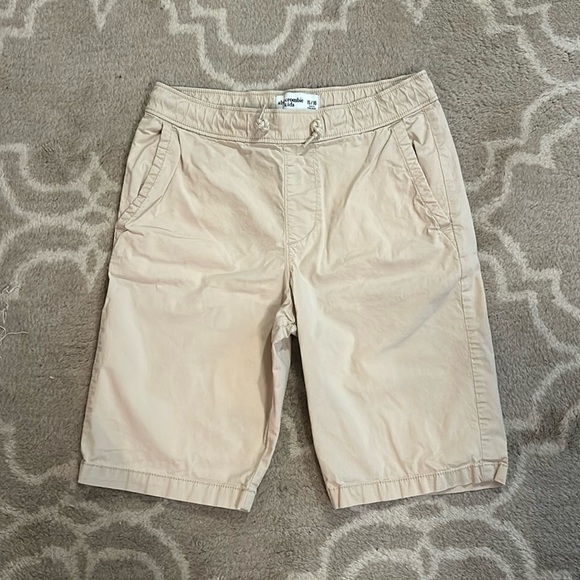 Abercrombie kids khaki shorts, size 15/16 - Picture 1 of 5